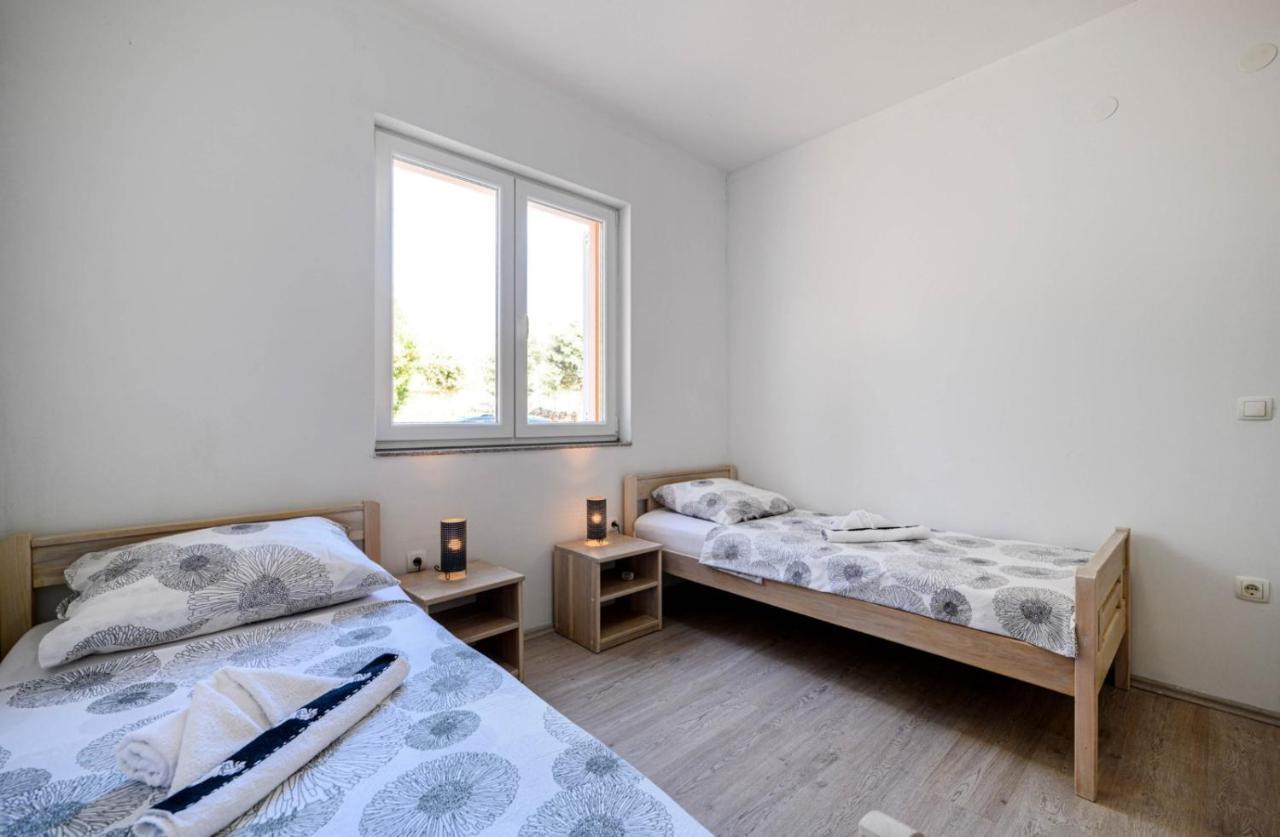 Apartments Oto ซาบอริซ ภายนอก รูปภาพ