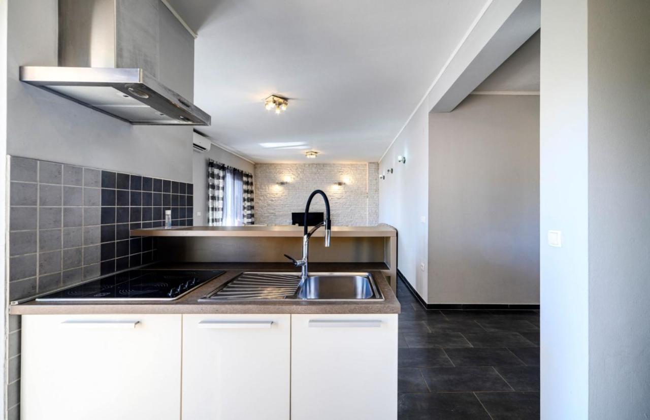 Apartments Oto ซาบอริซ ภายนอก รูปภาพ